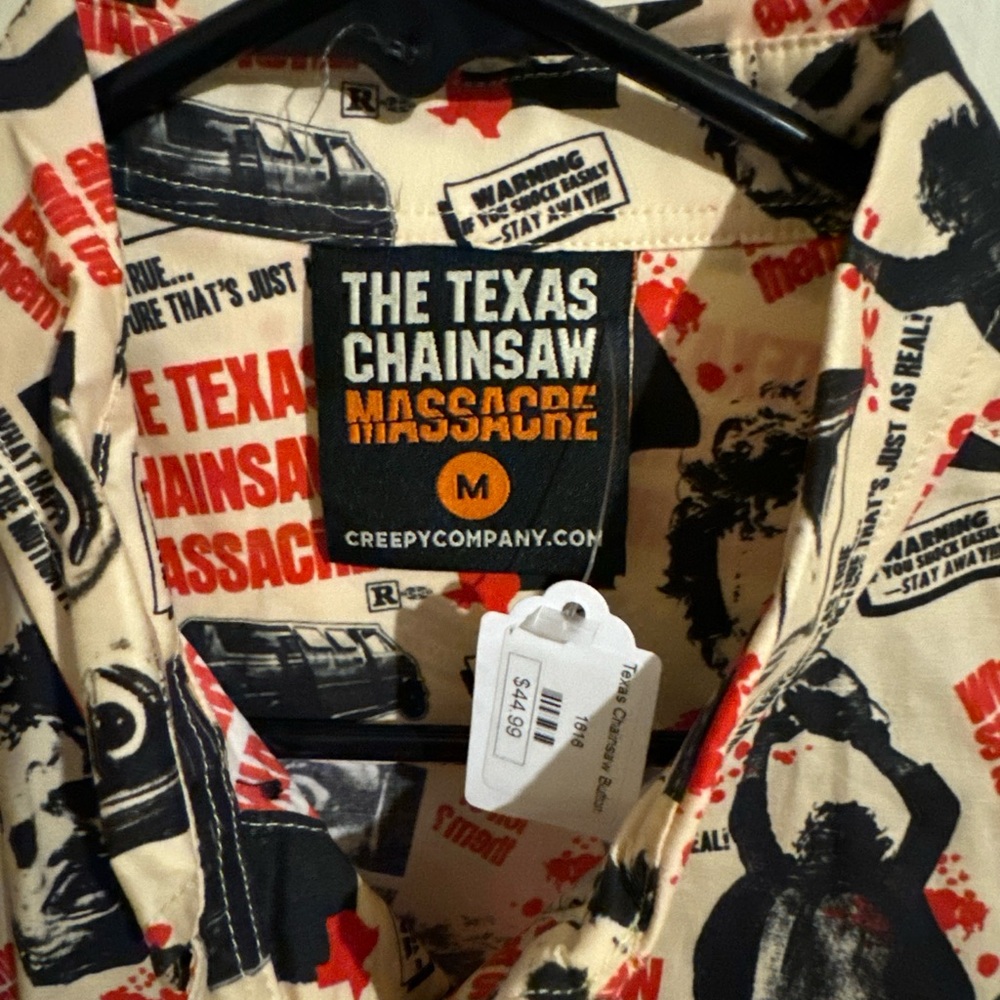 Texas Chainsaw Massacre Shirt Men M Button Down All Over Print Movie Horror